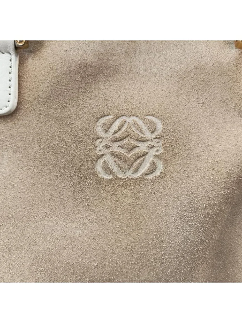 Loewe brand color